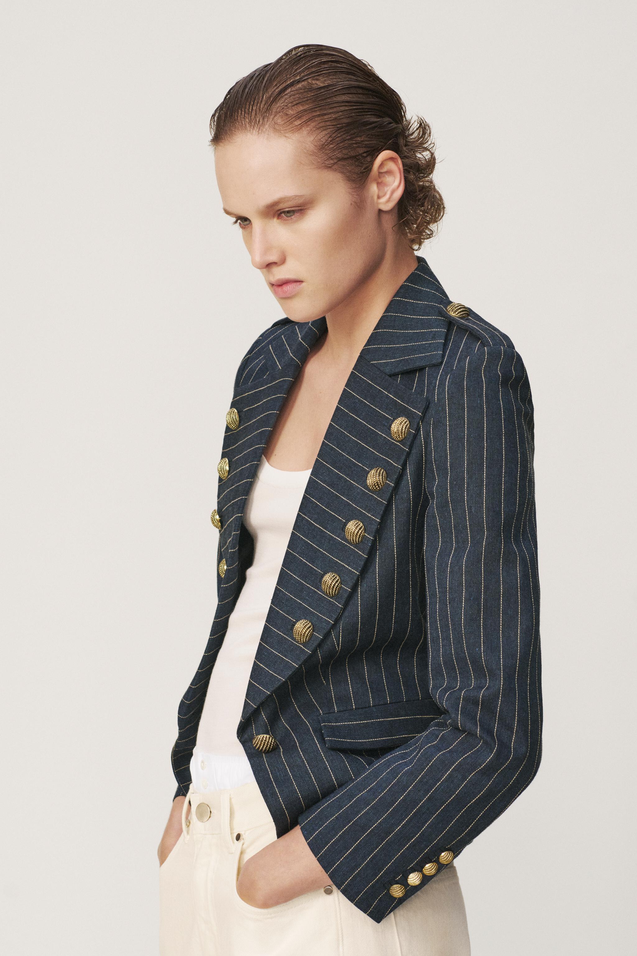 PINSTRIPE BLAZER - THE ITEM